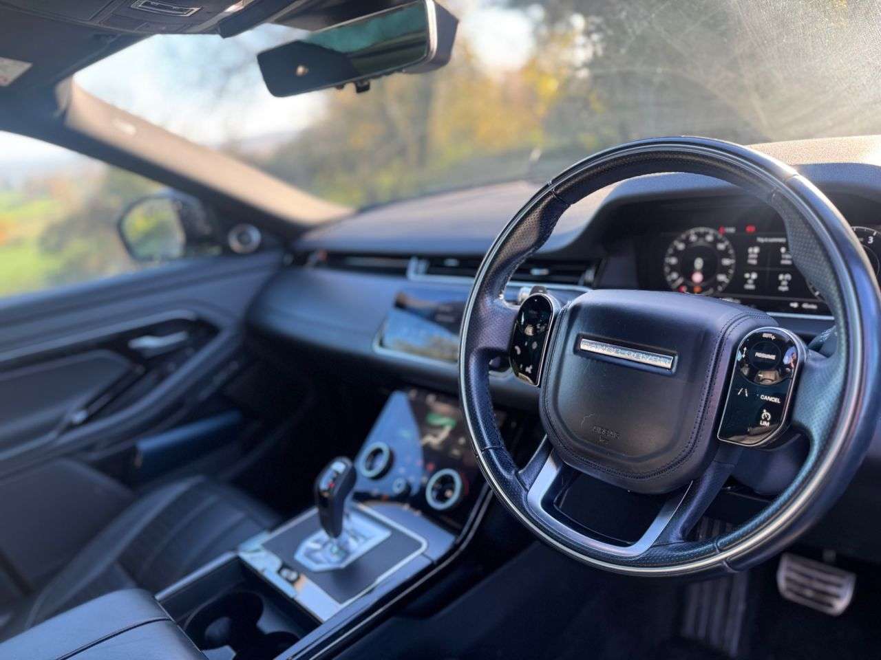 2019 LAND ROVER RANGE ROVER EVOQUE 2019 LAND ROVER RANGE ROVER EVOQUE