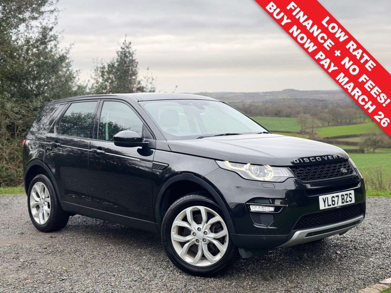 A 2018 LAND ROVER DISCOVERY SPORT 2.0 SD4 HSE SUV 5dr Diesel Auto 4WD Euro 6 (s/s) (240 ps) A 2018 LAND ROVER DISCOVERY SPORT 2.0 SD4 HSE SUV 5dr Diesel Auto 4WD Euro 6 (s/s) (240 ps)