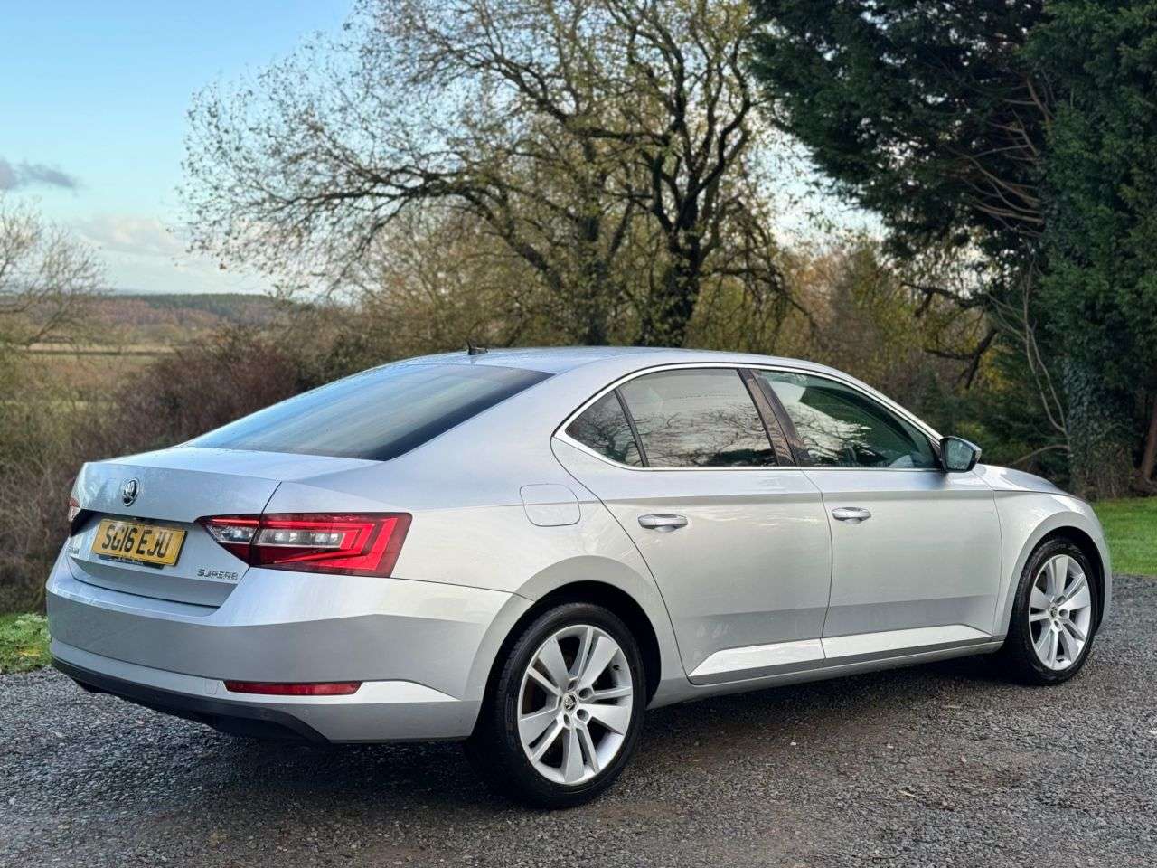 2016 SKODA SUPERB 2016 SKODA SUPERB