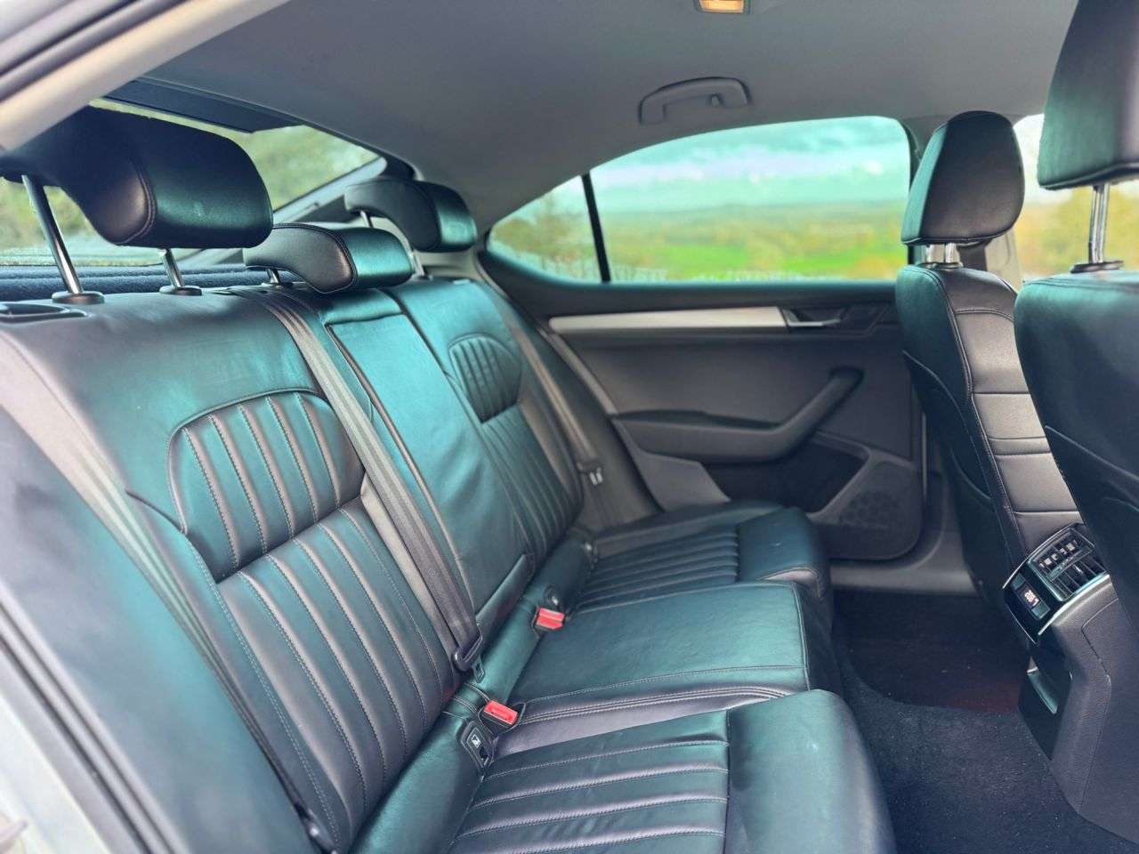 2016 SKODA SUPERB 2016 SKODA SUPERB