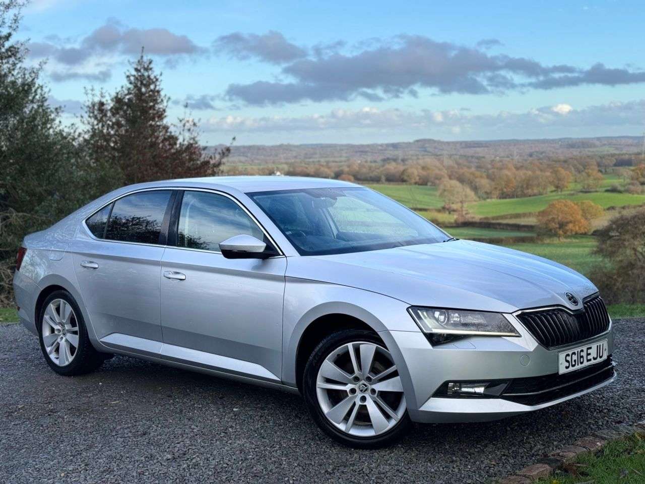 2016 SKODA SUPERB 2016 SKODA SUPERB