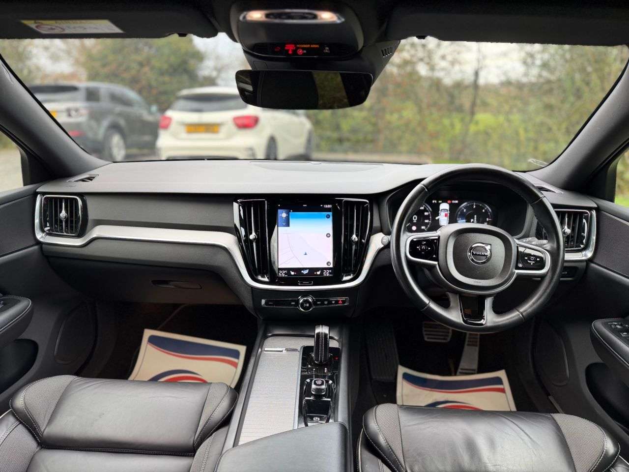 2021 VOLVO V60 2021 VOLVO V60