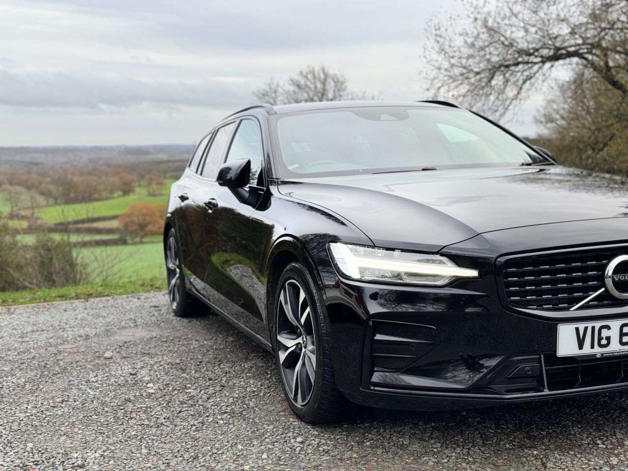 2021 VOLVO V60 2021 VOLVO V60