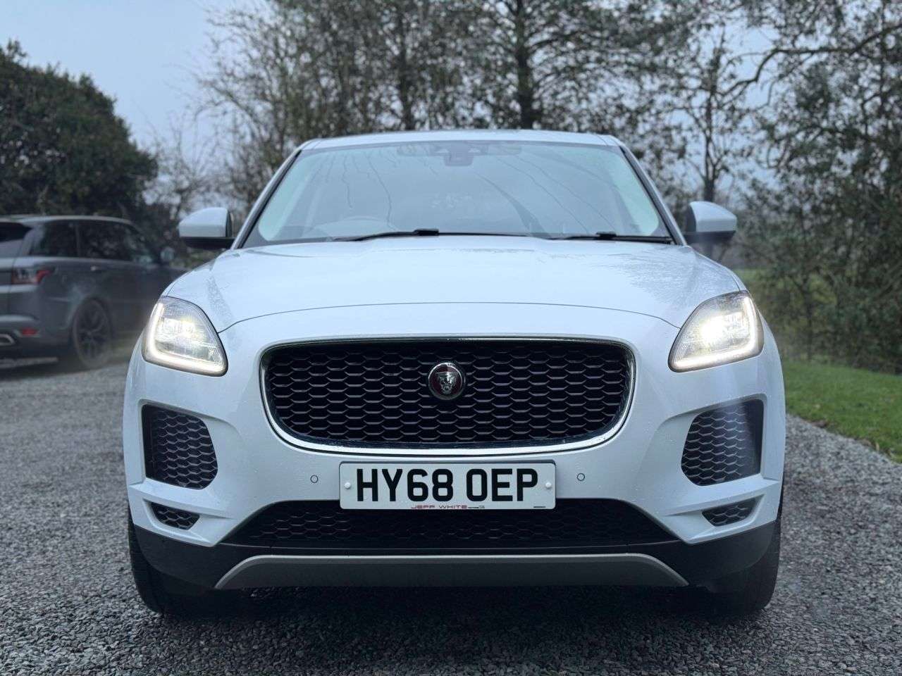 A 2018 JAGUAR E-PACE 2.0 D240 HSE SUV 5dr Diesel Auto AWD Euro 6 (s/s) (240 ps) A 2018 JAGUAR E-PACE 2.0 D240 HSE SUV 5dr Diesel Auto AWD Euro 6 (s/s) (240 ps)