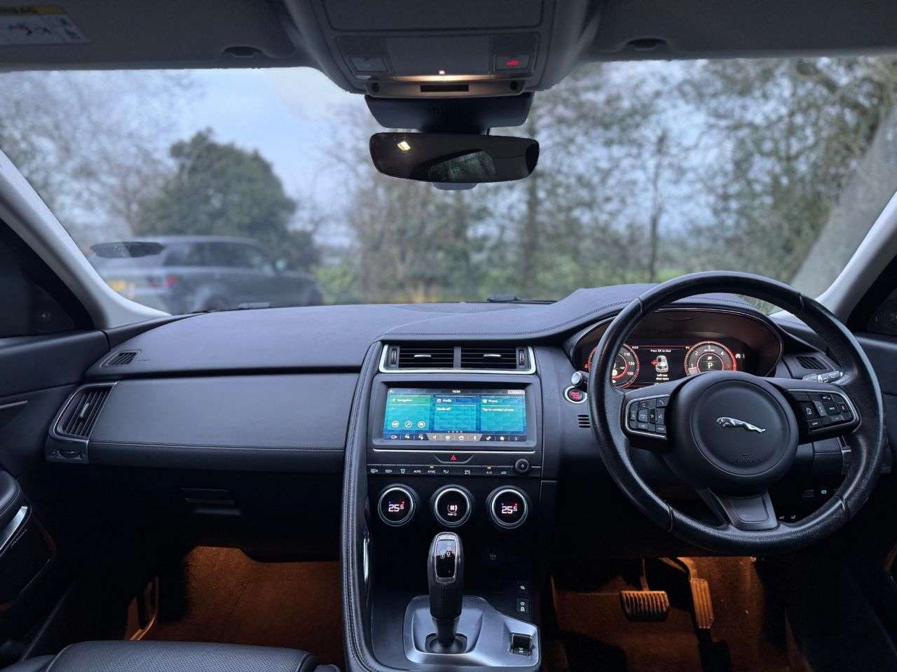 2018 JAGUAR E-PACE 2018 JAGUAR E-PACE