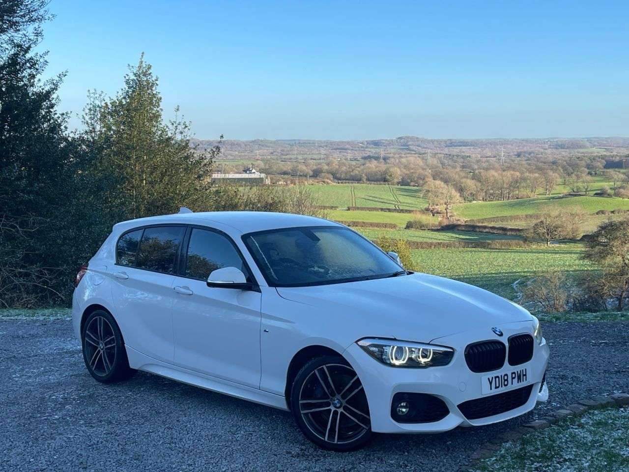 A 2018 BMW 1 SERIES 1.5 118i M Sport Shadow Edition Hatchback 5dr Petrol Auto Euro 6 (s/s) (136 A 2018 BMW 1 SERIES 1.5 118i M Sport Shadow Edition Hatchback 5dr Petrol Auto Euro 6 (s/s) (136
