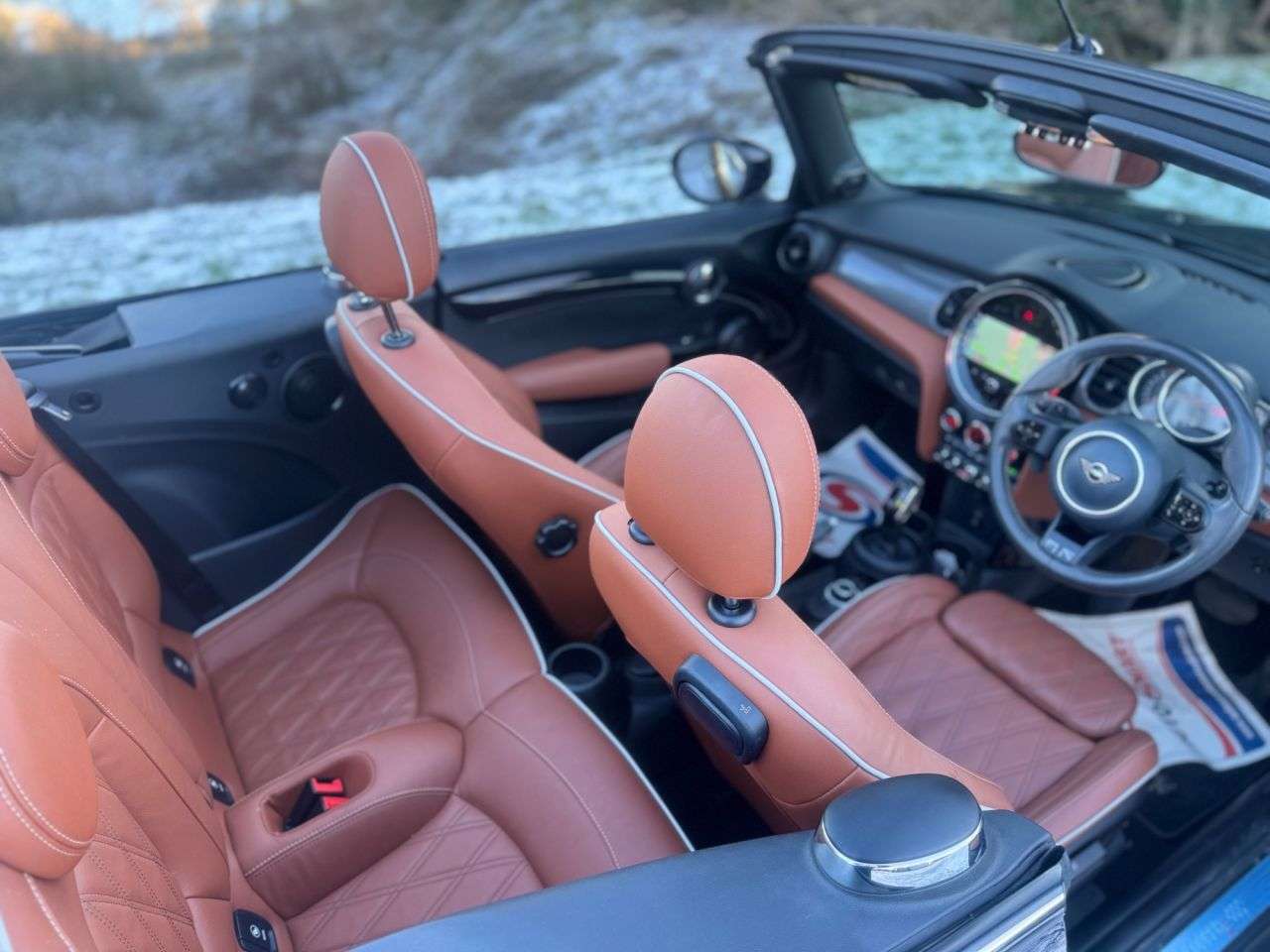 2022 MINI CONVERTIBLE 2022 MINI CONVERTIBLE