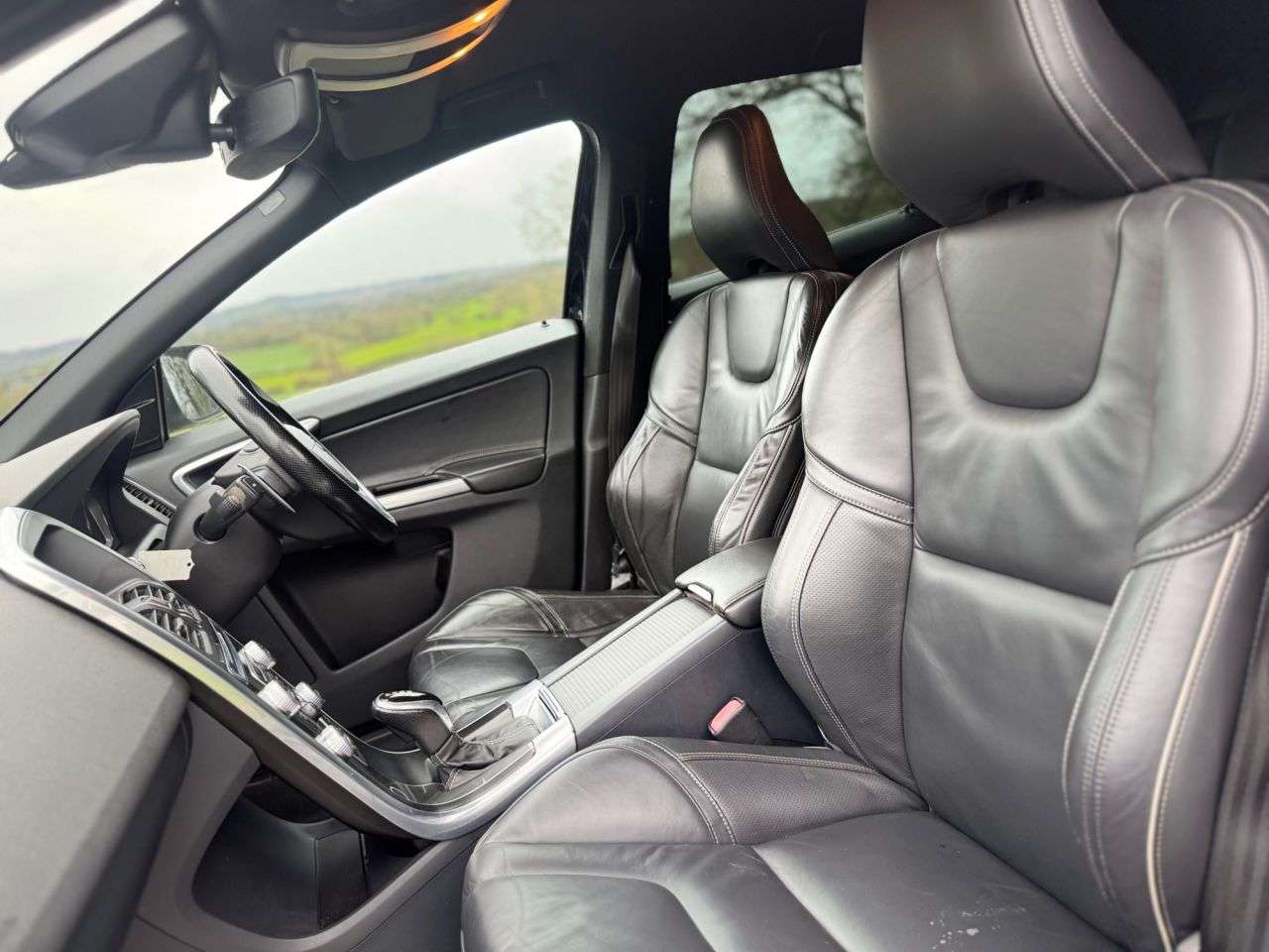 2015 VOLVO XC60 2015 VOLVO XC60