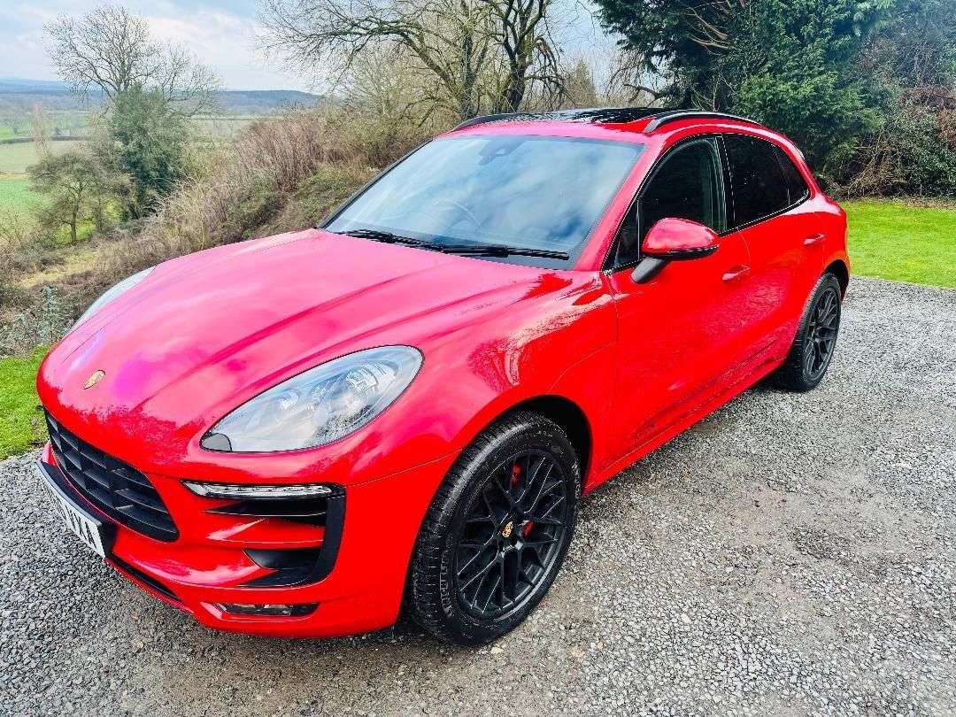 2016 PORSCHE MACAN 2016 PORSCHE MACAN