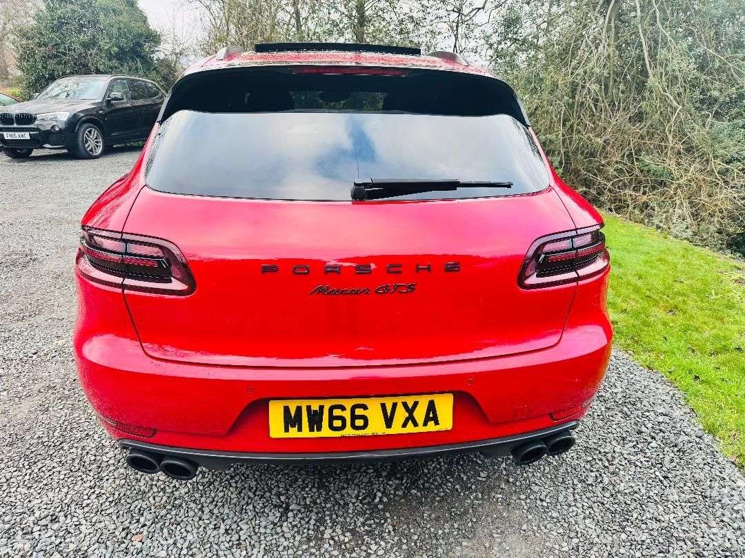 2016 PORSCHE MACAN 2016 PORSCHE MACAN