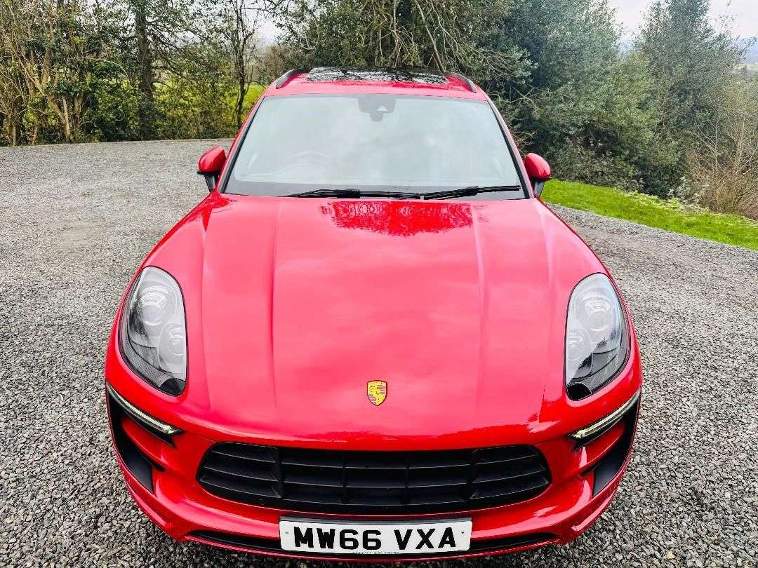 2016 PORSCHE MACAN 2016 PORSCHE MACAN