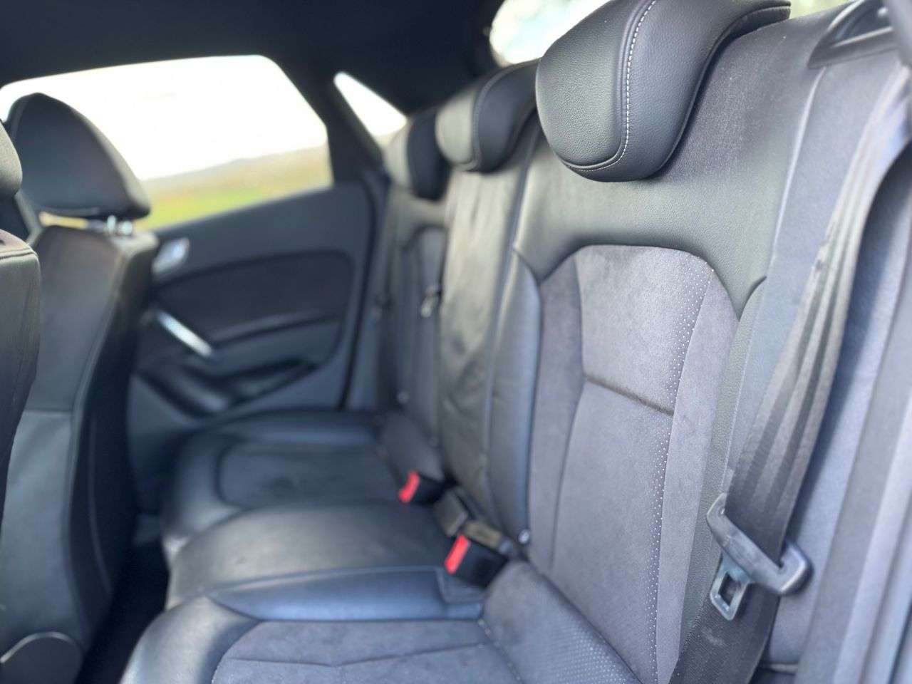 2016 AUDI A1 2016 AUDI A1