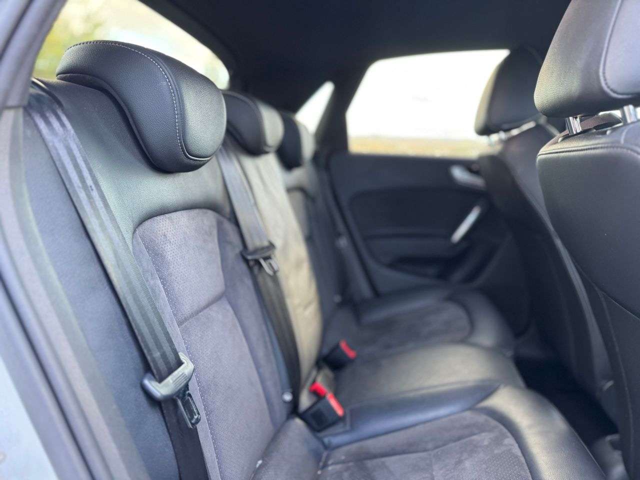 2016 AUDI A1 2016 AUDI A1