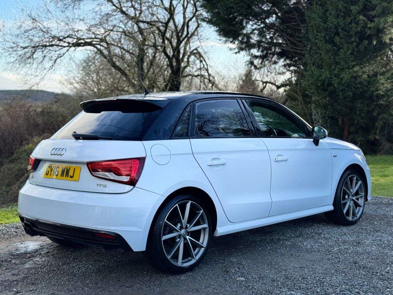 2016 AUDI A1 2016 AUDI A1