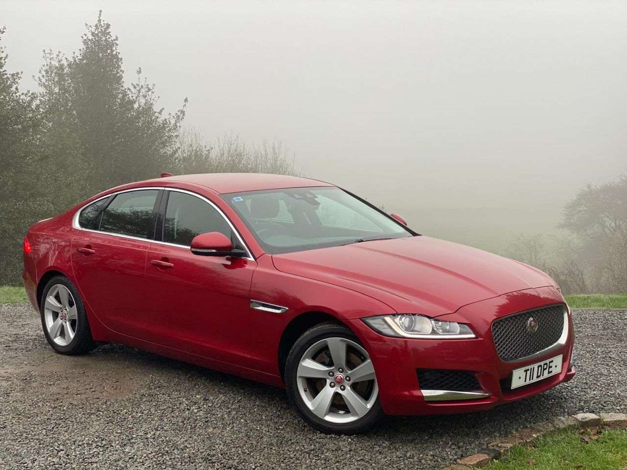 A 2018 JAGUAR XF 2.0i Portfolio Saloon 4dr Petrol Auto Euro 6 (s/s) (200 ps) A 2018 JAGUAR XF 2.0i Portfolio Saloon 4dr Petrol Auto Euro 6 (s/s) (200 ps)