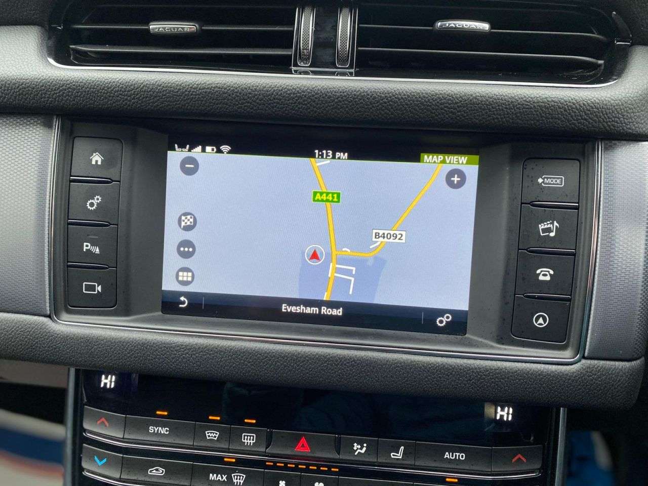 A 2018 JAGUAR XF 2.0i R-Sport GPF Sportbrake 5dr Petrol Auto Euro 6 (s/s) (250 ps) A 2018 JAGUAR XF 2.0i R-Sport GPF Sportbrake 5dr Petrol Auto Euro 6 (s/s) (250 ps)