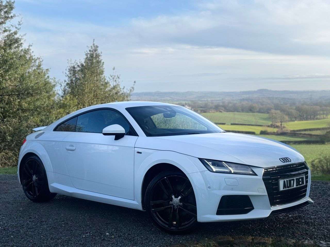 A 2017 AUDI TT 2.0 TFSI S line Coupe 3dr Petrol S Tronic Euro 6 (s/s) (230 ps) A 2017 AUDI TT 2.0 TFSI S line Coupe 3dr Petrol S Tronic Euro 6 (s/s) (230 ps)