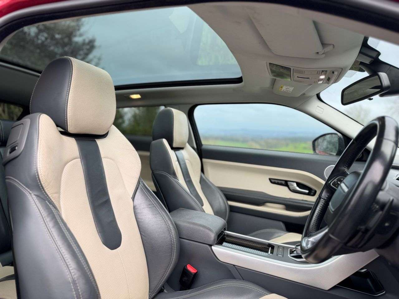 2015 LAND ROVER RANGE ROVER EVOQUE 2015 LAND ROVER RANGE ROVER EVOQUE