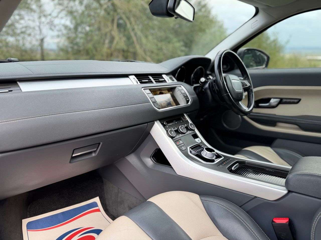 2015 LAND ROVER RANGE ROVER EVOQUE 2015 LAND ROVER RANGE ROVER EVOQUE