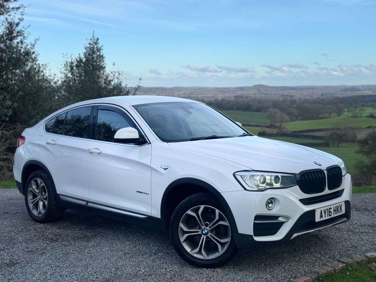A 2016 BMW X4 2.0 20d xLine SUV 5dr Diesel Auto xDrive Euro 6 (s/s) (190 ps) A 2016 BMW X4 2.0 20d xLine SUV 5dr Diesel Auto xDrive Euro 6 (s/s) (190 ps)