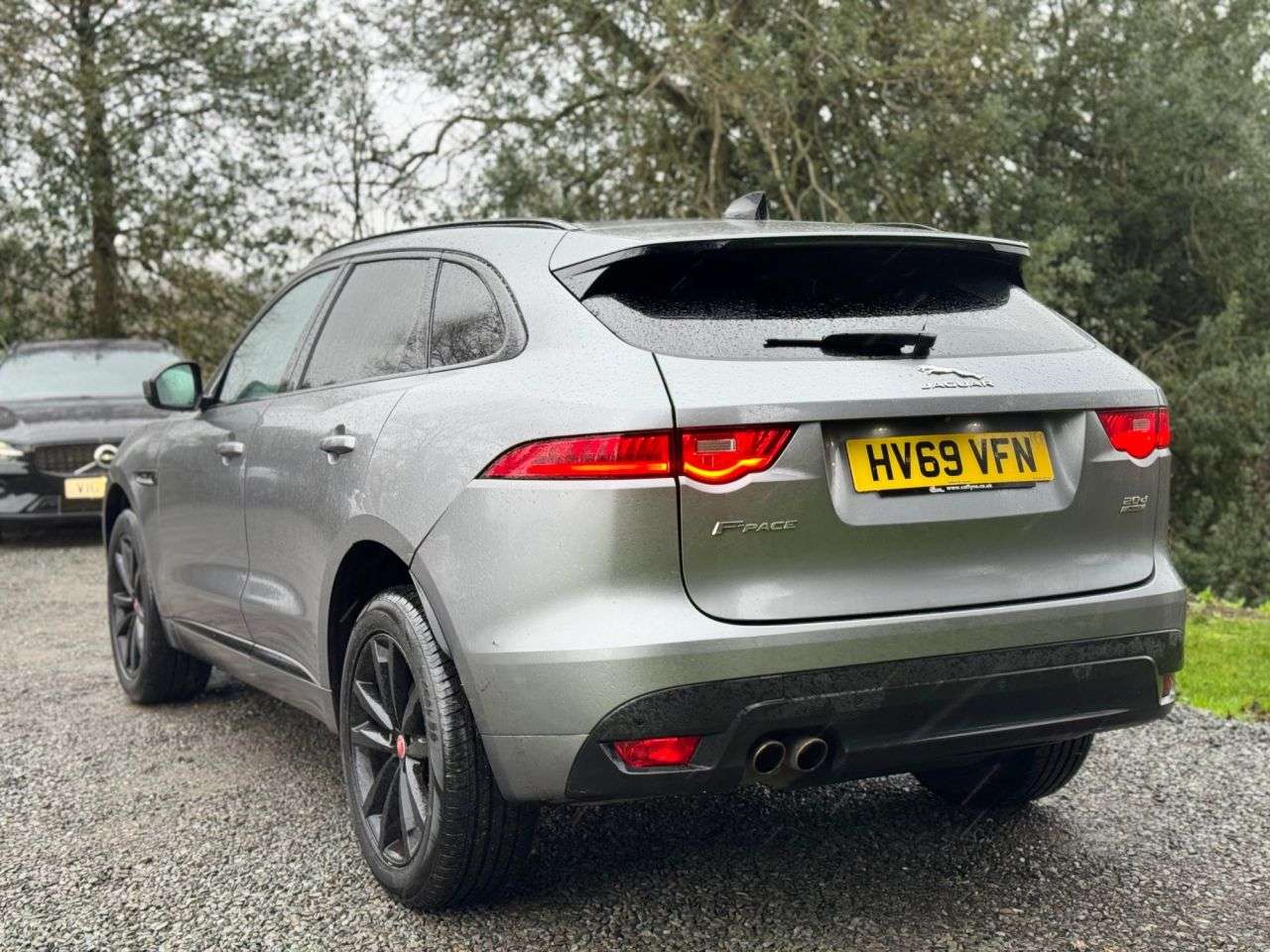 A 2019 JAGUAR F-PACE 2.0 D180 Chequered Flag SUV 5dr Diesel Auto AWD Euro 6 (s/s) (180 ps) A 2019 JAGUAR F-PACE 2.0 D180 Chequered Flag SUV 5dr Diesel Auto AWD Euro 6 (s/s) (180 ps)