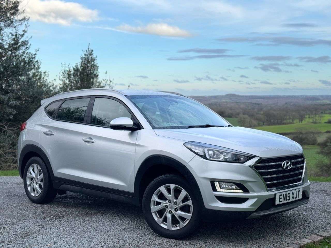 A 2019 HYUNDAI TUCSON 1.6 T-GDi SE Nav SUV 5dr Petrol DCT Euro 6 (s/s) (177 ps) A 2019 HYUNDAI TUCSON 1.6 T-GDi SE Nav SUV 5dr Petrol DCT Euro 6 (s/s) (177 ps)