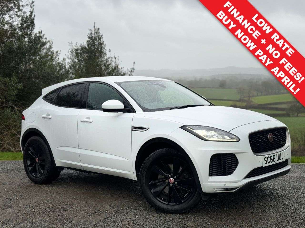 A 2018 JAGUAR E-PACE 2.0 P200 R-Dynamic S SUV 5dr Petrol Auto AWD Euro 6 (s/s) (200 ps) A 2018 JAGUAR E-PACE 2.0 P200 R-Dynamic S SUV 5dr Petrol Auto AWD Euro 6 (s/s) (200 ps)