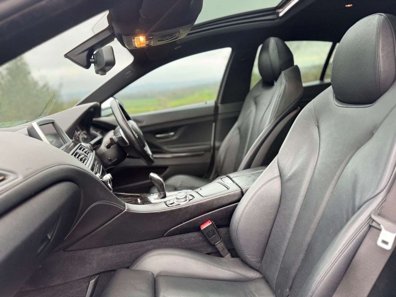 A 2013 BMW 6 SERIES GRAN COUPE 3.0 640d M Sport Saloon 4dr Diesel Auto Euro 5 (s/s) (313 ps) A 2013 BMW 6 SERIES GRAN COUPE 3.0 640d M Sport Saloon 4dr Diesel Auto Euro 5 (s/s) (313 ps)