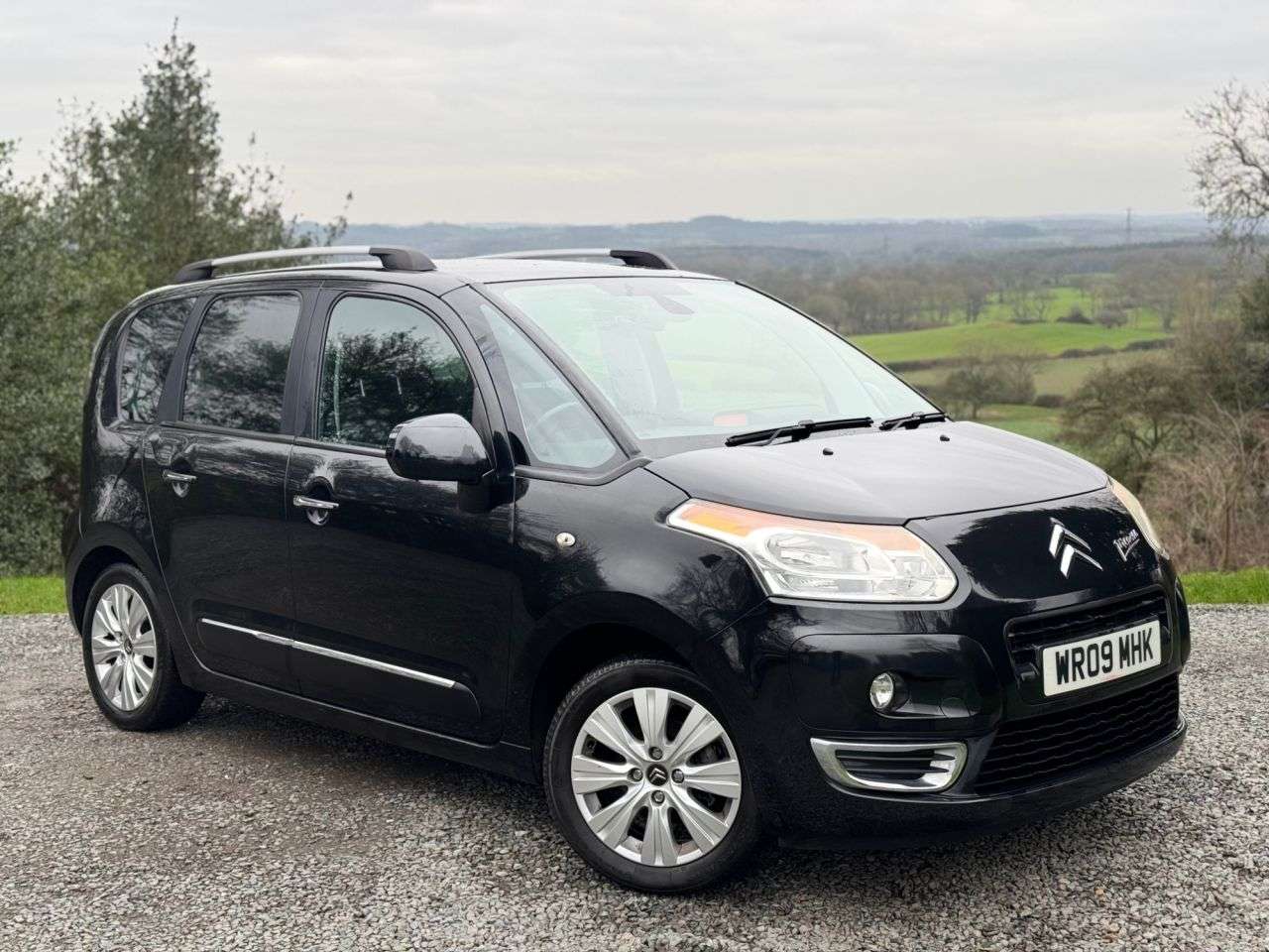 A 2009 CITROEN C3 PICASSO 1.4 VTi Exclusive MPV 5dr Petrol Manual Euro 4 (95 ps) A 2009 CITROEN C3 PICASSO 1.4 VTi Exclusive MPV 5dr Petrol Manual Euro 4 (95 ps)