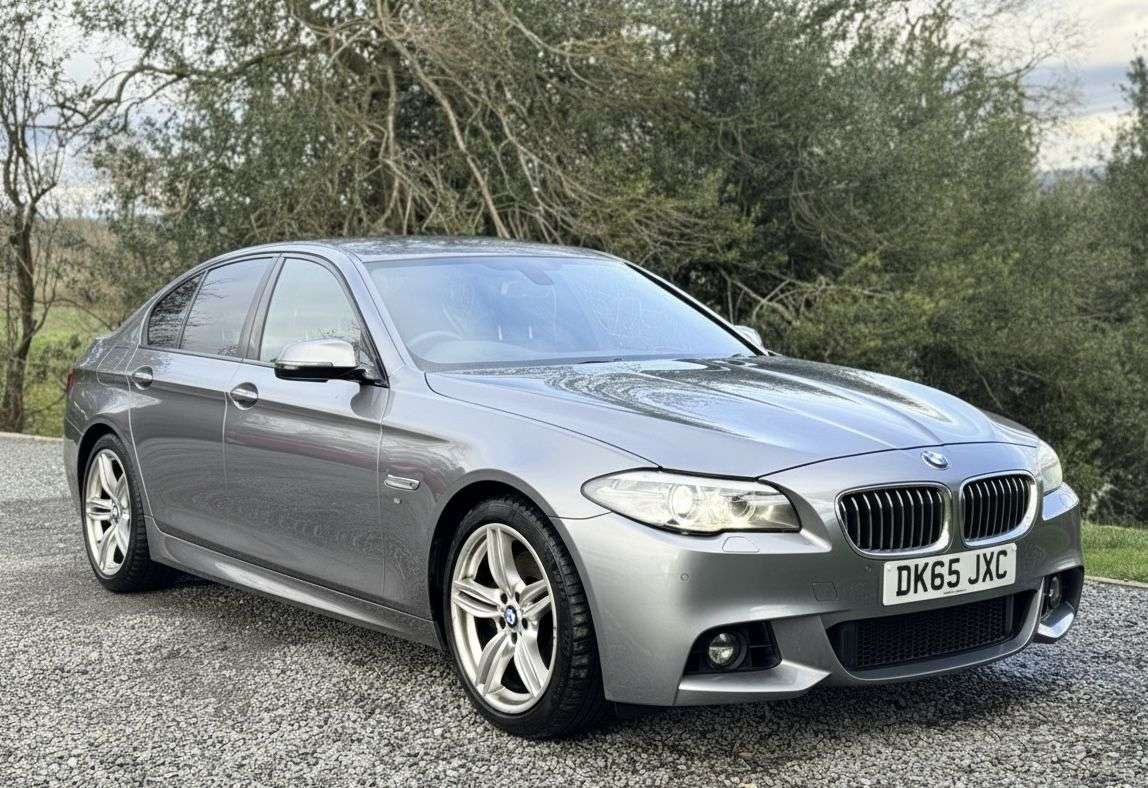 A 2015 BMW 5 SERIES 3.0 530d M Sport Saloon 4dr Diesel Auto Euro 6 (s/s) (258 ps) A 2015 BMW 5 SERIES 3.0 530d M Sport Saloon 4dr Diesel Auto Euro 6 (s/s) (258 ps)