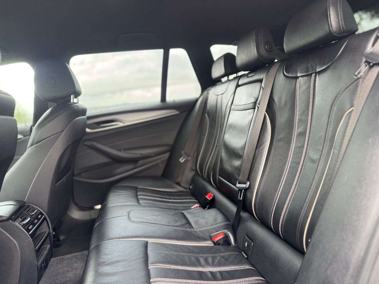 2017 BMW 5 SERIES 2017 BMW 5 SERIES