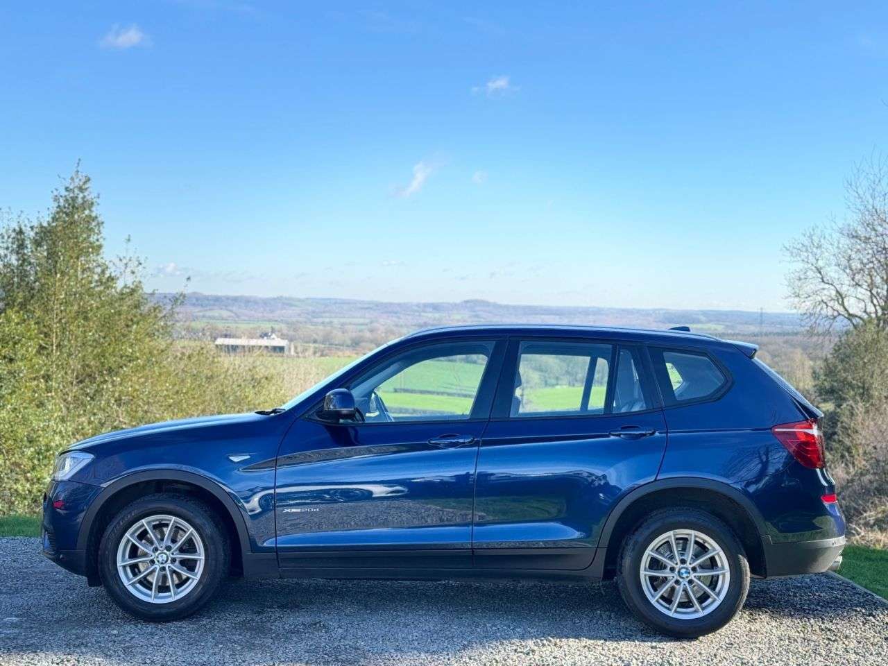 A 2016 BMW X3 2.0 20d SE SUV 5dr Diesel Auto xDrive Euro 6 (s/s) (190 ps) A 2016 BMW X3 2.0 20d SE SUV 5dr Diesel Auto xDrive Euro 6 (s/s) (190 ps)