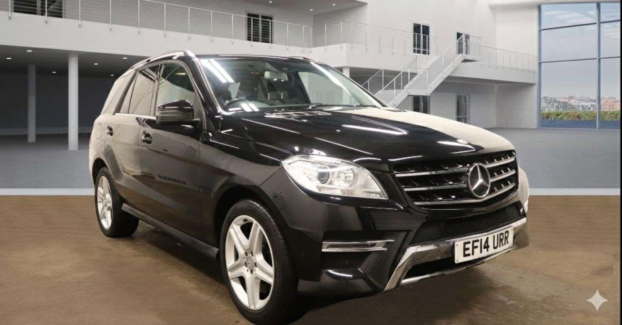 A 2014 MERCEDES-BENZ M-CLASS 2.1 ML250 BlueTEC AMG Sport SUV 5dr Diesel G-Tronic 4WD Euro 6 (s/s) (204 p A 2014 MERCEDES-BENZ M-CLASS 2.1 ML250 BlueTEC AMG Sport SUV 5dr Diesel G-Tronic 4WD Euro 6 (s/s) (204 p