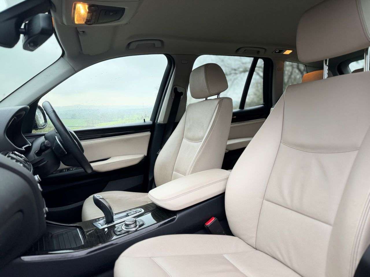 A 2017 BMW X3 2.0 20d SE SUV 5dr Diesel Auto xDrive Euro 6 (s/s) (190 ps) A 2017 BMW X3 2.0 20d SE SUV 5dr Diesel Auto xDrive Euro 6 (s/s) (190 ps)