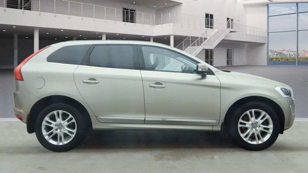 2015 VOLVO XC60 2015 VOLVO XC60