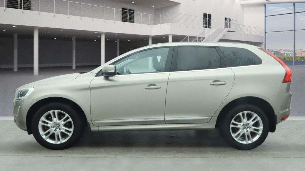 2015 VOLVO XC60 2015 VOLVO XC60