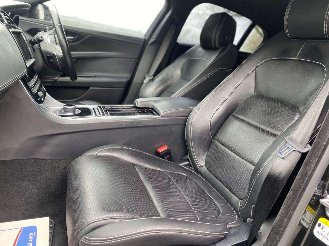 2017 JAGUAR XE 2017 JAGUAR XE