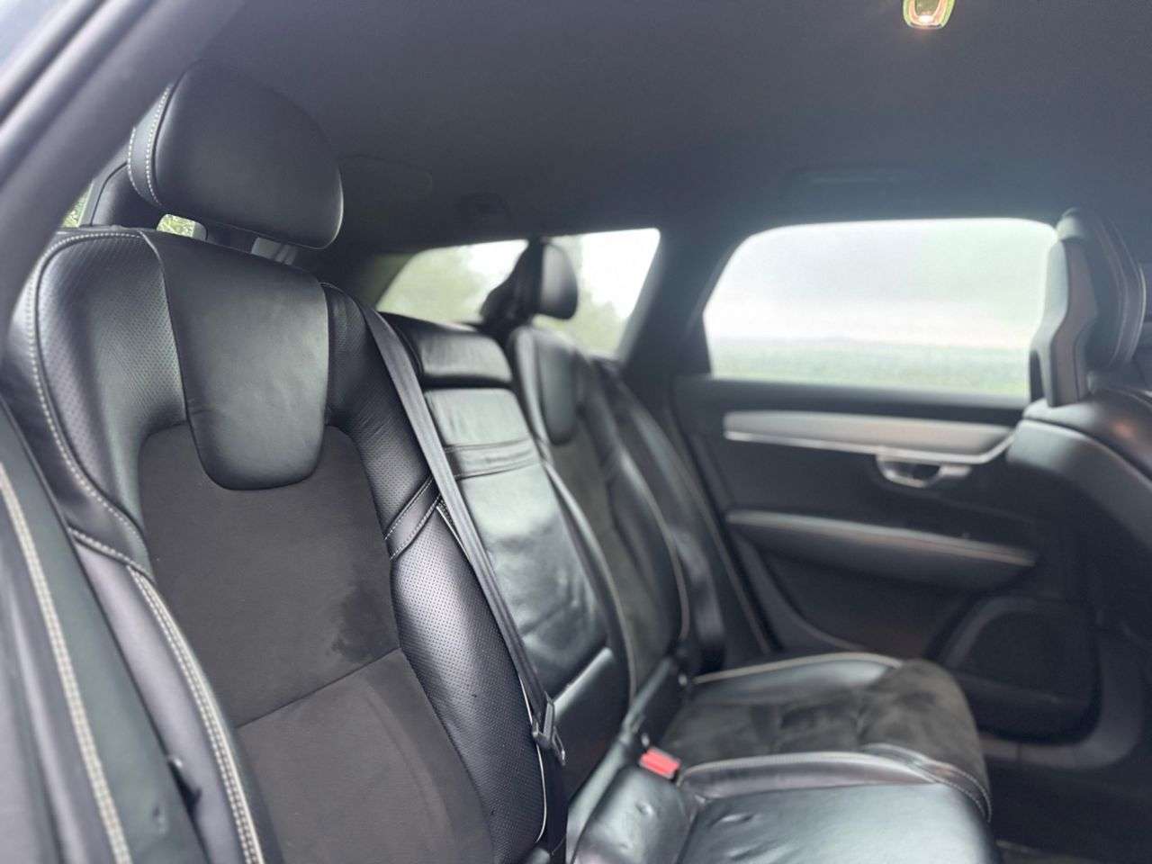 2018 VOLVO V90 2018 VOLVO V90