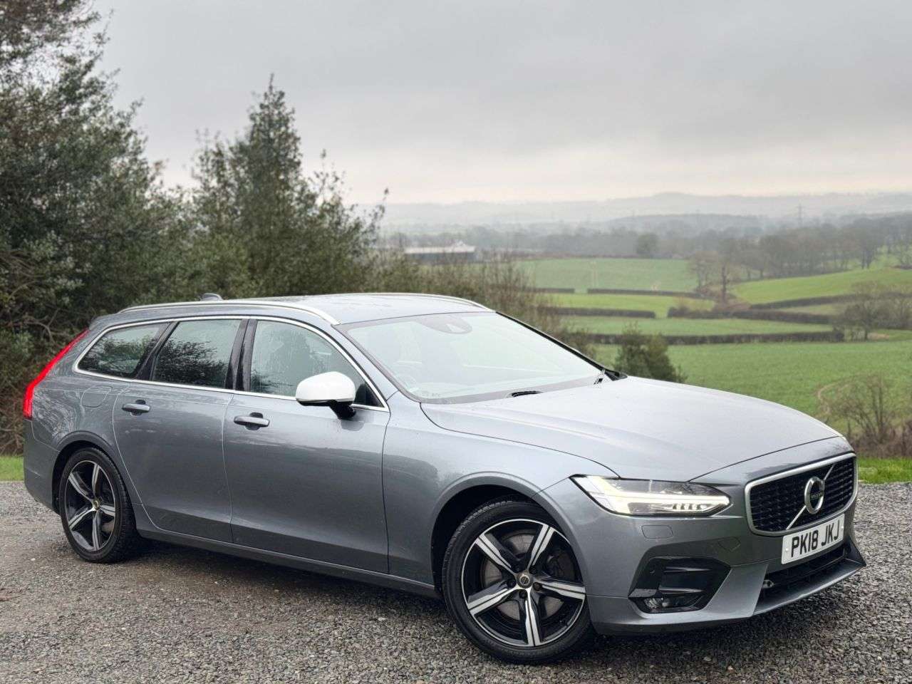 2018 VOLVO V90 2018 VOLVO V90