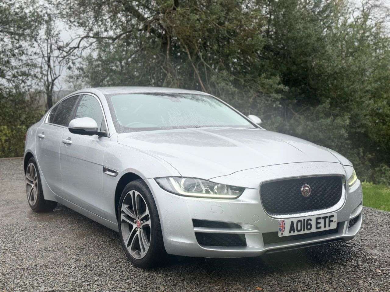 A 2016 JAGUAR XE 2.0d Portfolio Saloon 4dr Diesel Auto Euro 6 (s/s) (180 ps) A 2016 JAGUAR XE 2.0d Portfolio Saloon 4dr Diesel Auto Euro 6 (s/s) (180 ps)