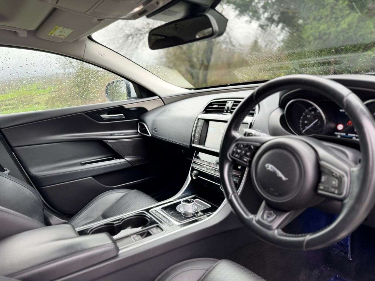 2016 JAGUAR XE 2016 JAGUAR XE