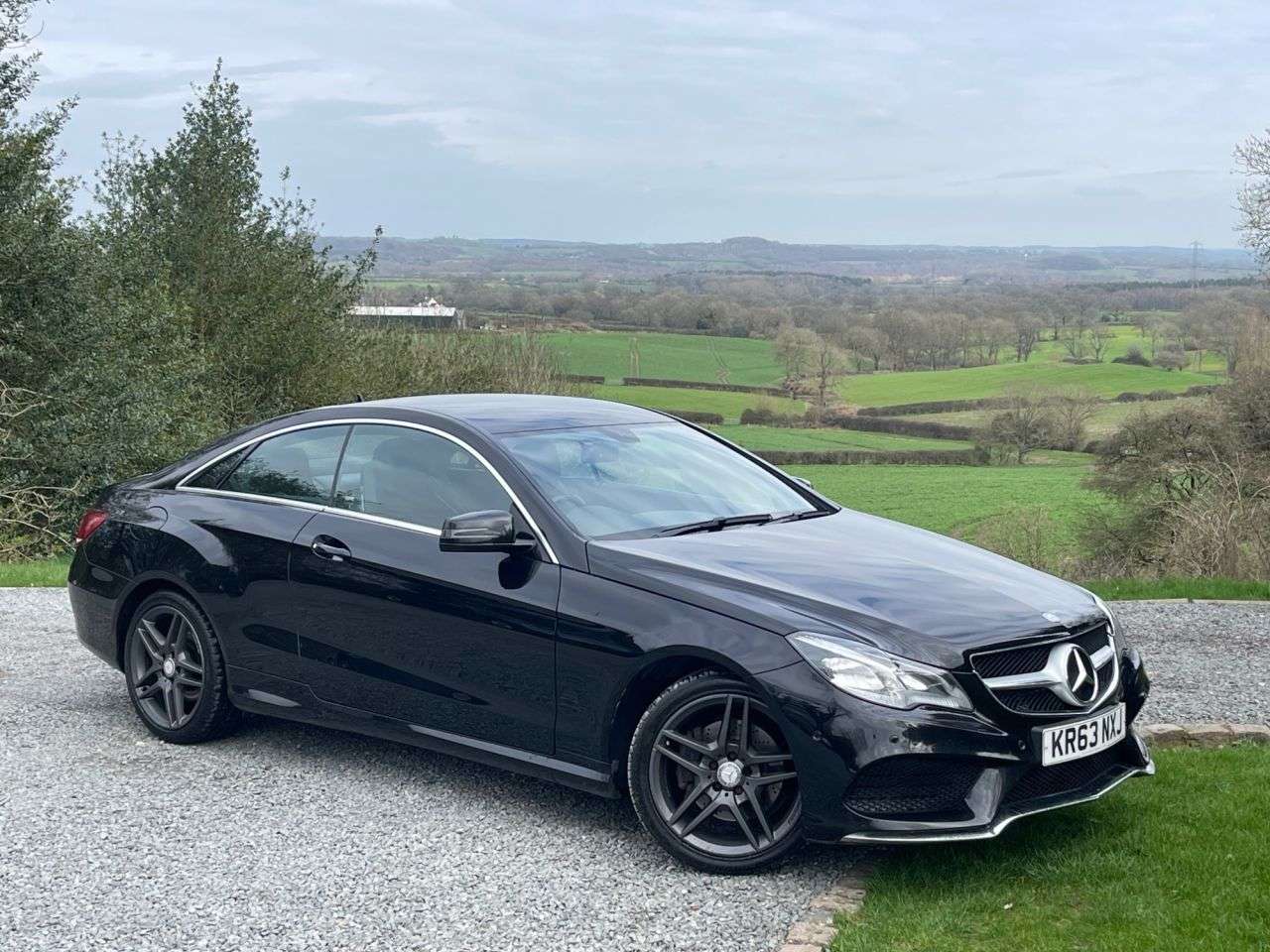 A 2014 MERCEDES-BENZ E-CLASS 3.0 E350d V6 BlueTEC AMG Sport Coupe 2dr Diesel G-Tronic+ Euro 6 (s/s) (252 A 2014 MERCEDES-BENZ E-CLASS 3.0 E350d V6 BlueTEC AMG Sport Coupe 2dr Diesel G-Tronic+ Euro 6 (s/s) (252