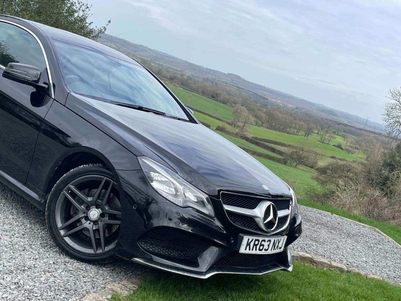 A 2014 MERCEDES-BENZ E-CLASS 3.0 E350d V6 BlueTEC AMG Sport Coupe 2dr Diesel G-Tronic+ Euro 6 (s/s) (252 A 2014 MERCEDES-BENZ E-CLASS 3.0 E350d V6 BlueTEC AMG Sport Coupe 2dr Diesel G-Tronic+ Euro 6 (s/s) (252