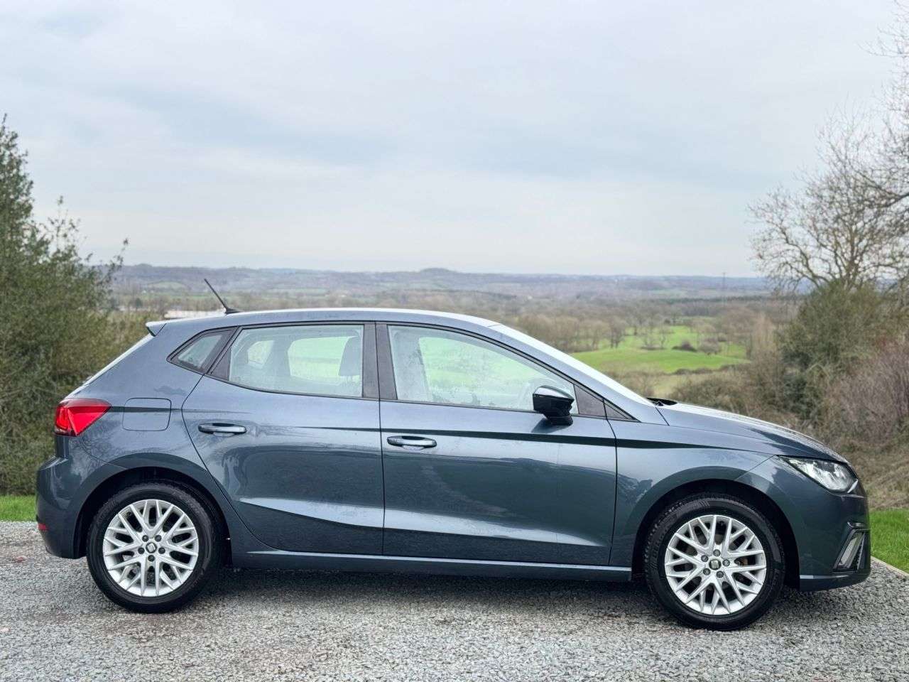 A 2019 SEAT IBIZA 1.0 MPI SE Technology Hatchback 5dr Petrol Manual Euro 6 (s/s) GPF (80 ps) A 2019 SEAT IBIZA 1.0 MPI SE Technology Hatchback 5dr Petrol Manual Euro 6 (s/s) GPF (80 ps)