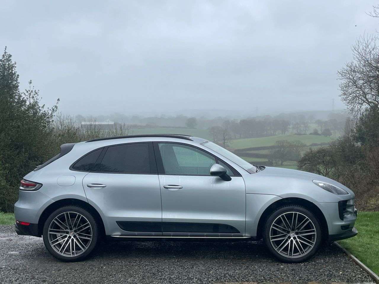 2018 PORSCHE MACAN 2018 PORSCHE MACAN