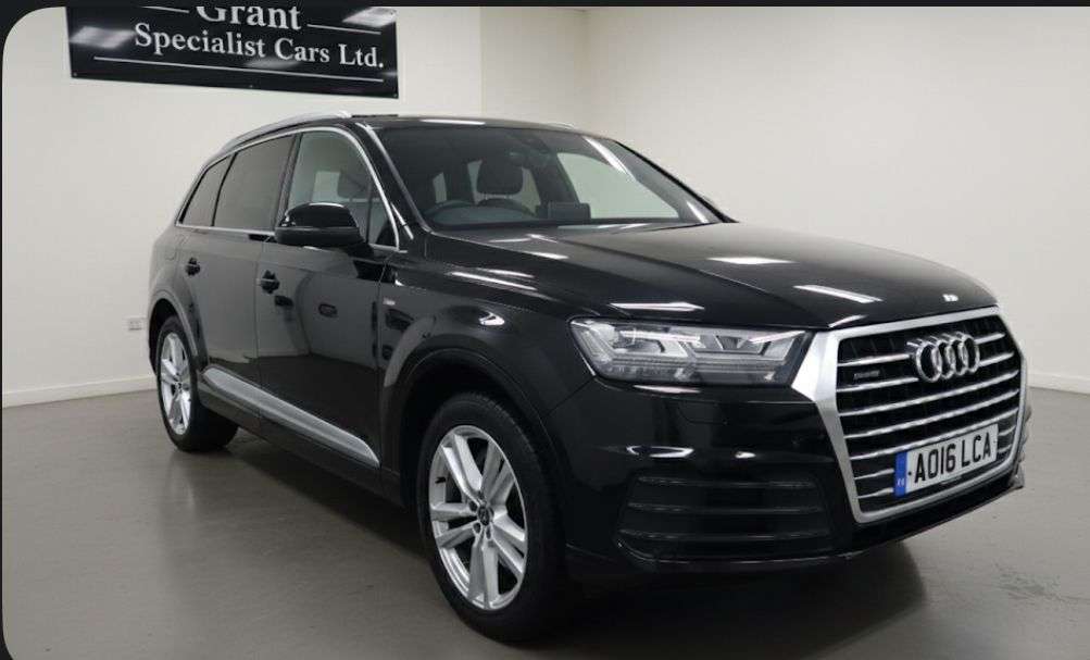 A 2016 AUDI Q7 3.0 TDI V6 S line SUV 5dr Diesel Tiptronic quattro Euro 6 (s/s) (218 ps) A 2016 AUDI Q7 3.0 TDI V6 S line SUV 5dr Diesel Tiptronic quattro Euro 6 (s/s) (218 ps)