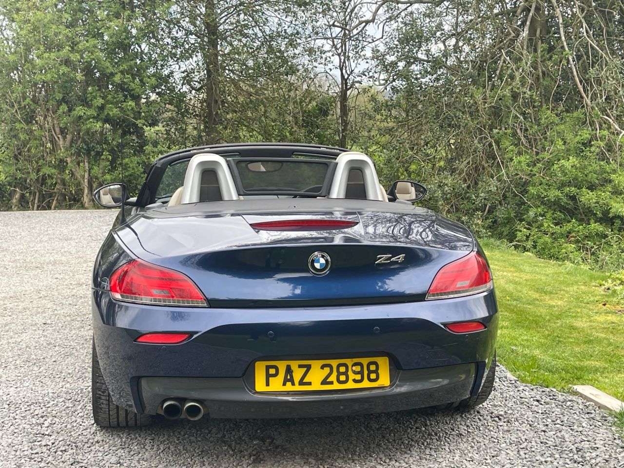 A 2012 BMW Z4 2.0 20i M Sport Convertible 2dr Petrol Manual sDrive Euro 5 (s/s) (184 ps) A 2012 BMW Z4 2.0 20i M Sport Convertible 2dr Petrol Manual sDrive Euro 5 (s/s) (184 ps)