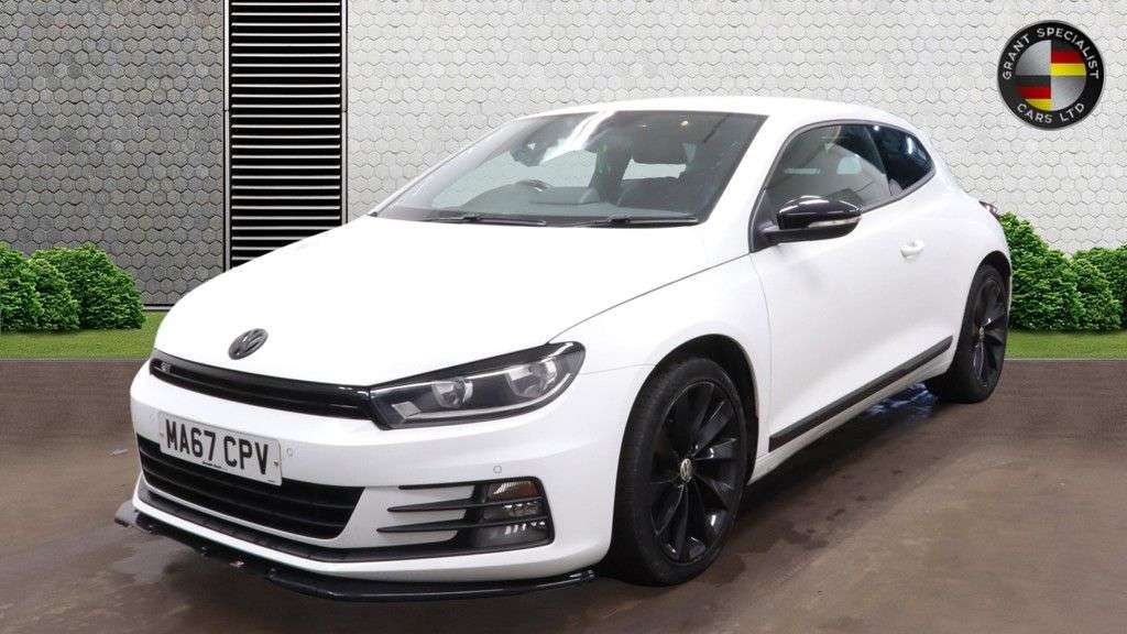 A 2017 VOLKSWAGEN SCIROCCO 2.0 TSI GT Hatchback 3dr Petrol DSG Euro 6 (s/s) (180 ps) A 2017 VOLKSWAGEN SCIROCCO 2.0 TSI GT Hatchback 3dr Petrol DSG Euro 6 (s/s) (180 ps)