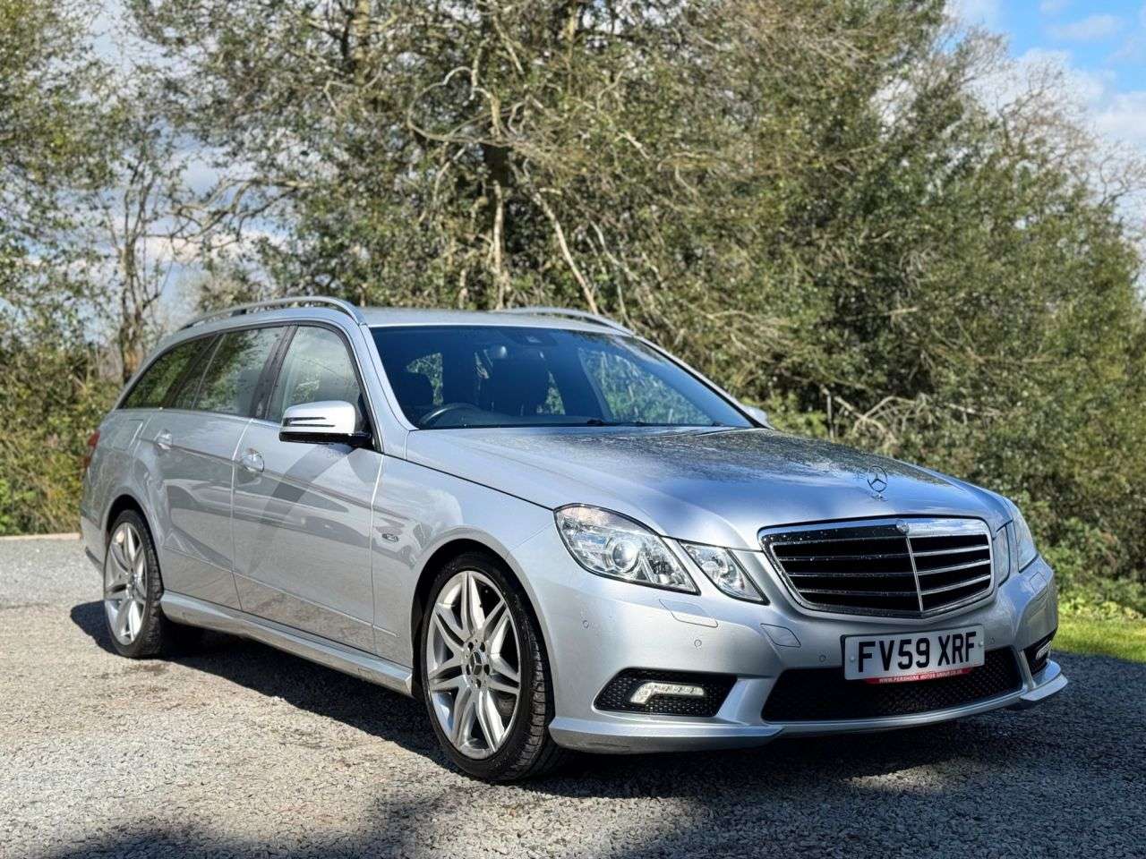 A 2010 MERCEDES-BENZ E-CLASS 2.1 E250 CDI BlueEfficiency Sport Estate 5dr Diesel Tiptronic Euro 5 (204 p A 2010 MERCEDES-BENZ E-CLASS 2.1 E250 CDI BlueEfficiency Sport Estate 5dr Diesel Tiptronic Euro 5 (204 p