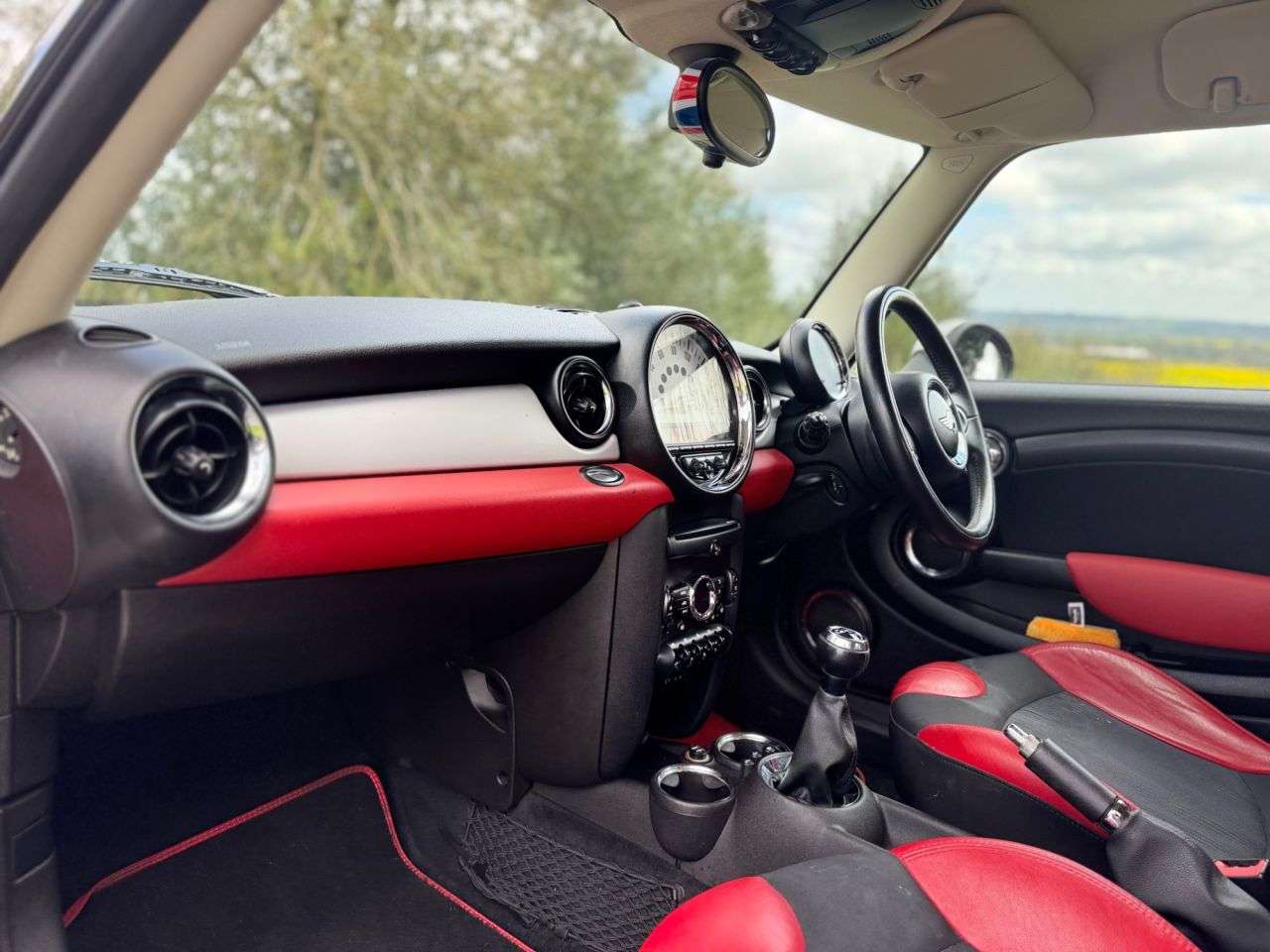 2012 MINI HATCH 2012 MINI HATCH